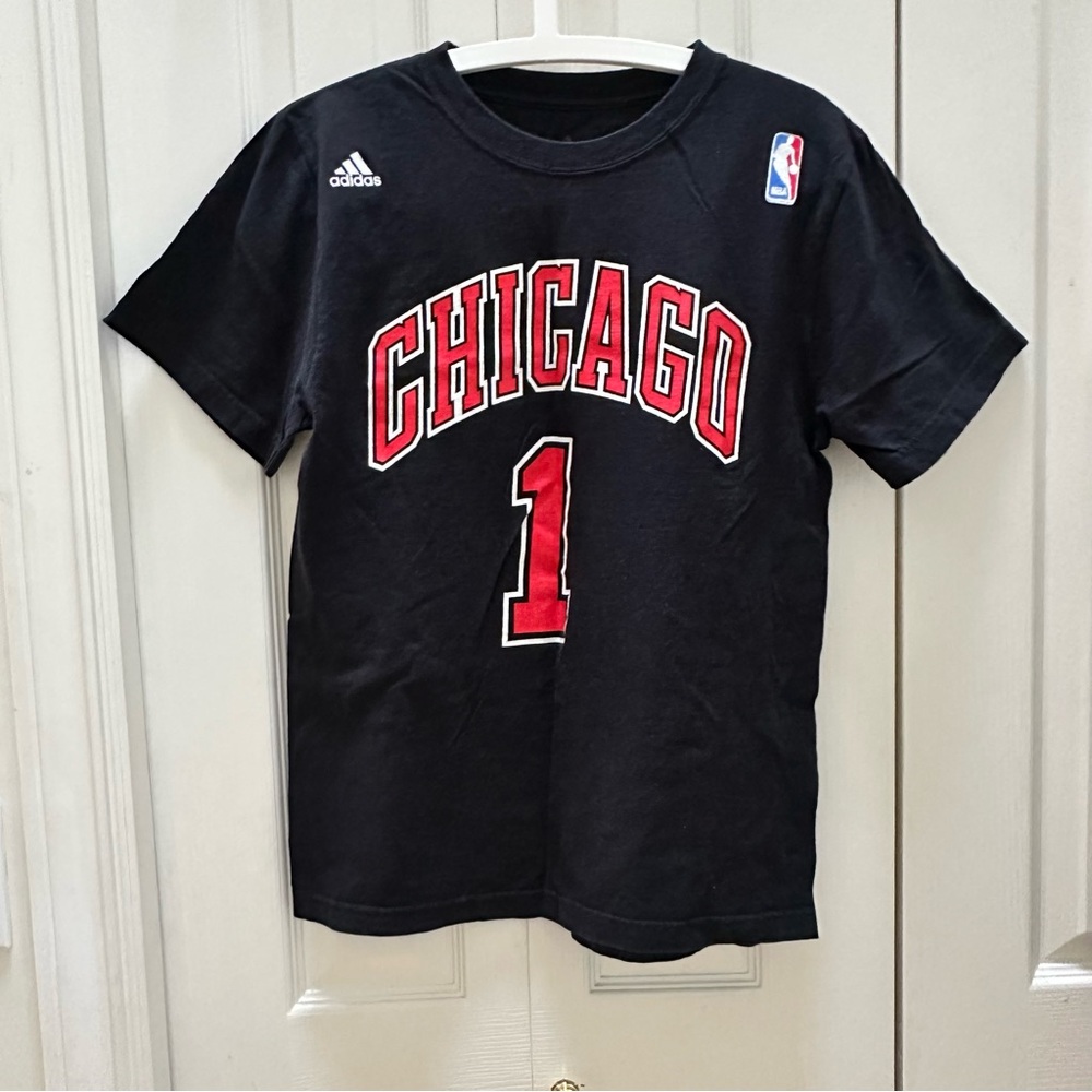 Adidas Derrick Rose Chicago Bulls jersey t-shirt